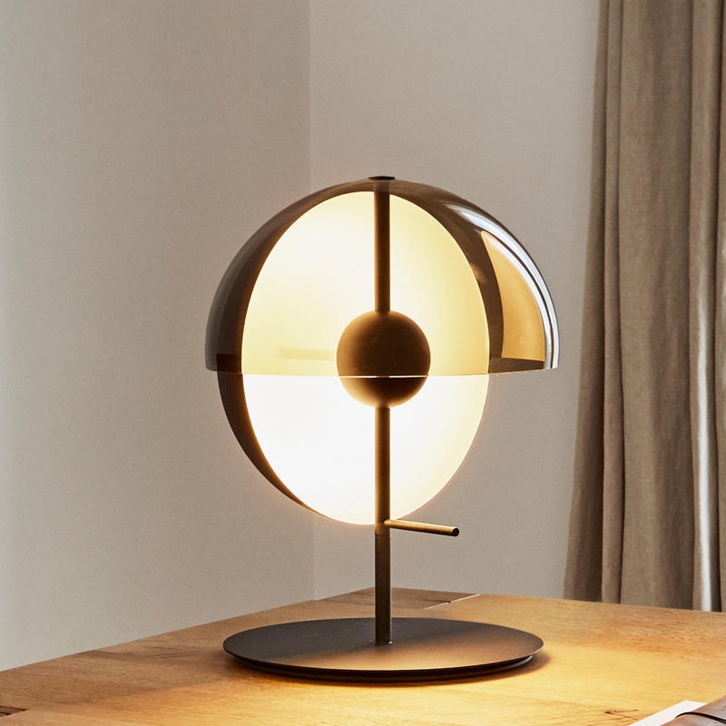 Дизайнерский светильник Theia Marset Table Lamp фото 6
